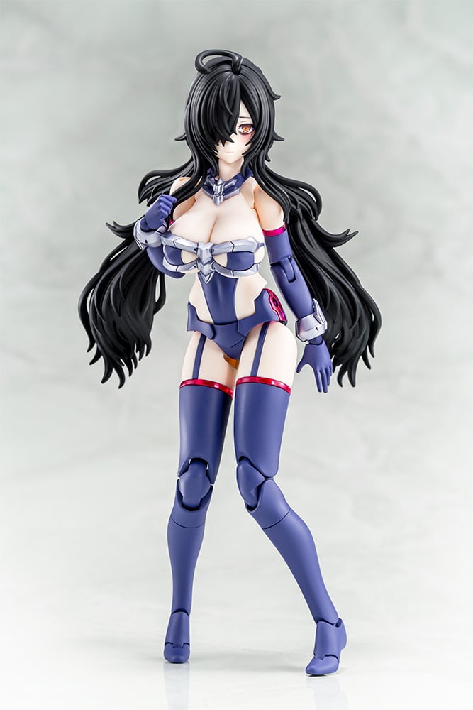 AUV TSUKUYOMI REGALIA | Megami Device
